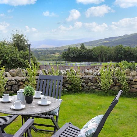 Pencefn Cottage Лланддейниолен Экстерьер фото