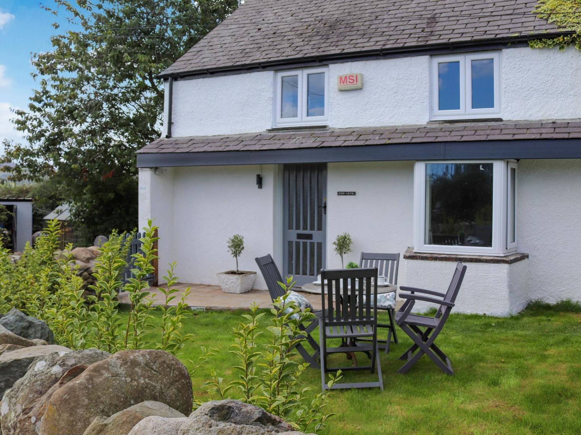Pencefn Cottage Лланддейниолен Экстерьер фото